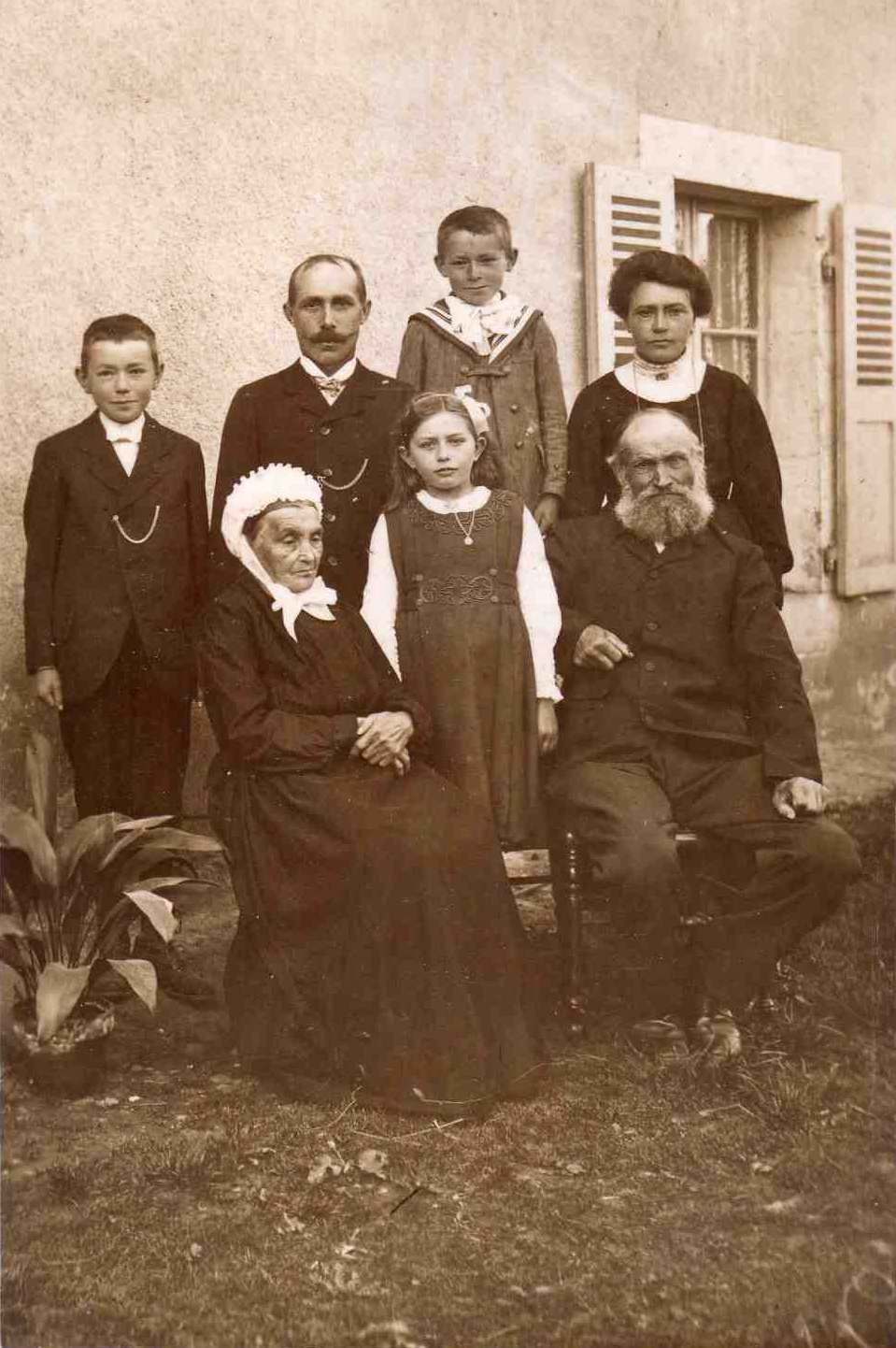 1919 Famille Gustave BRENIAUX